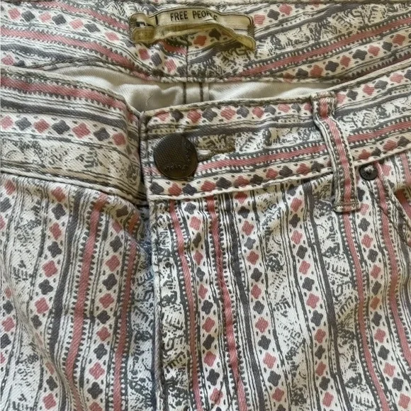 Free People White patterned Skinny Jean Straight-Leg Pants,Size 30 - Picture 2 of 5